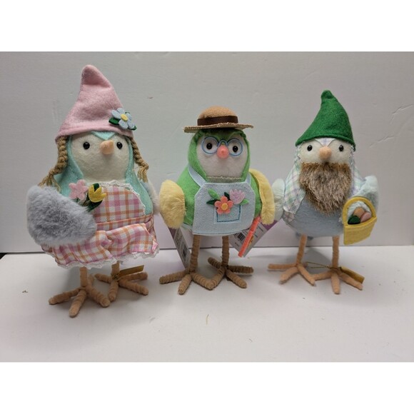 Target Spritz Spring Birds 2023 Gardener Kale Gnomes Bloom Bud NWT - Picture 1 of 8